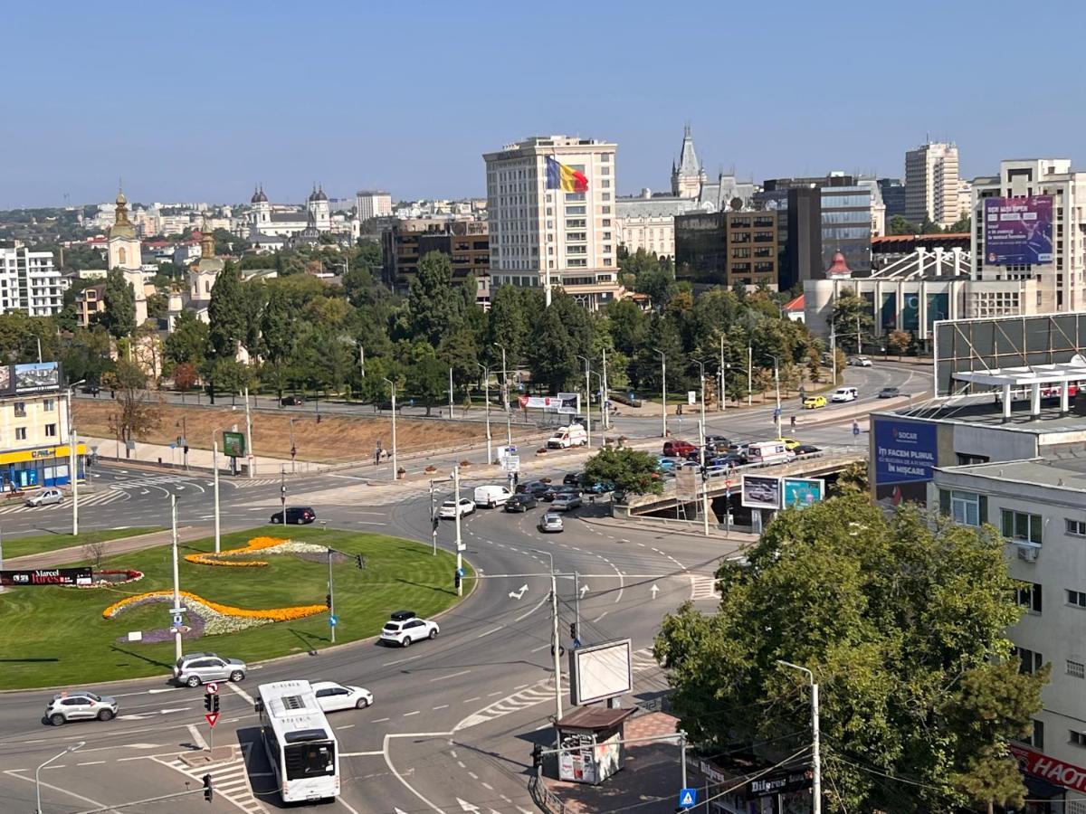 Central Palace Suites Iasi Exterior foto